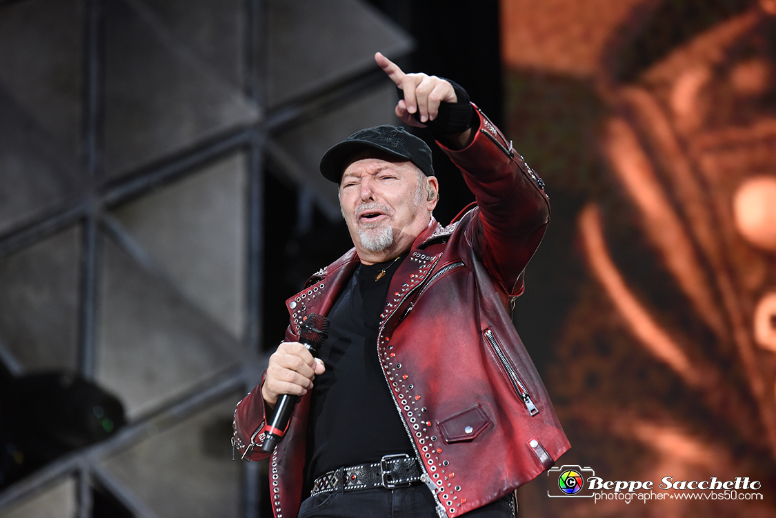 VBS_2120 - Concerto Vasco Rossi - Vasco Live Tour 2022.jpg